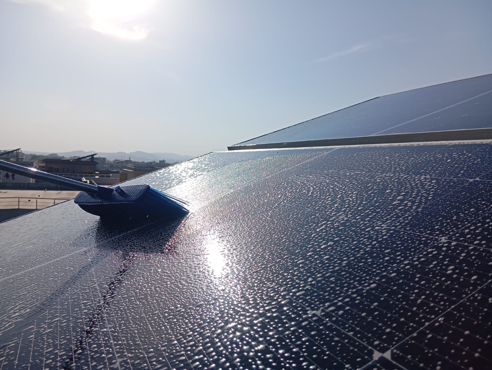 Exterior pressure washing service