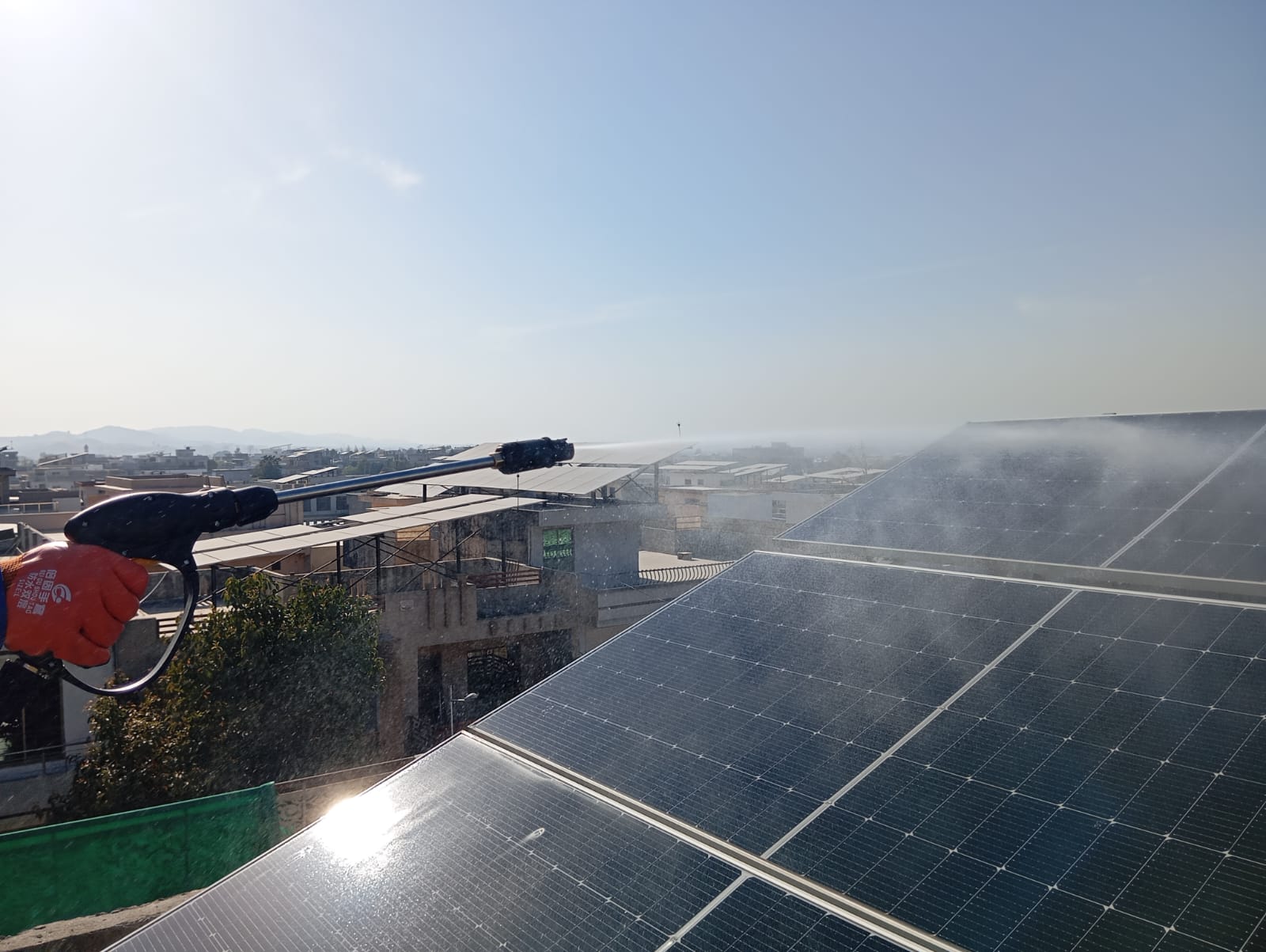 Clean solar panels improving efficiency